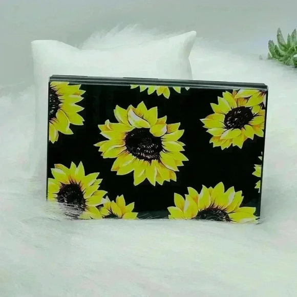 Sun flowers Metal Card Case in Black Base - Picture 1 of 5